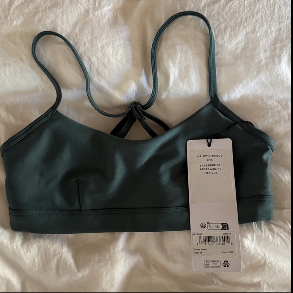 alo airlift intrigue Bra